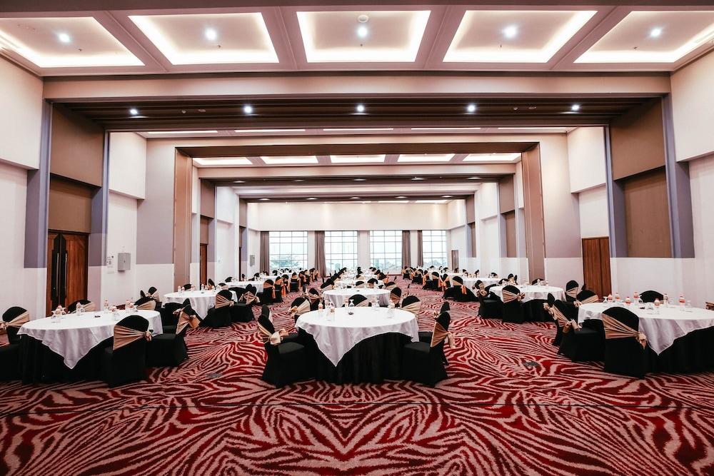 Fox Lite Hotel Metro Indah - Бандунг Екстер'єр фото
